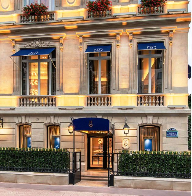 THE ELEGANCE AND LUXURY OF AVENUE MONTAIGNE, PARIS – Paris Plus Plus