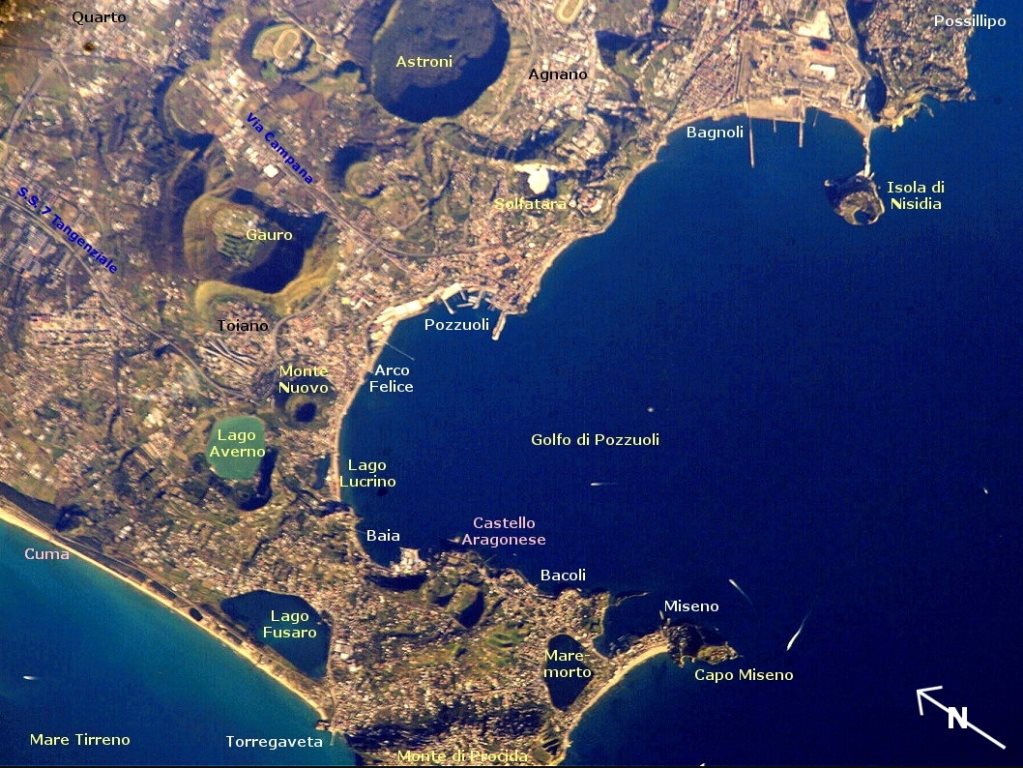 ANCIENT ROMAN SITES AROUND THE - Map Of The Phlegrean Fields West Of Naples Showing Volcanic Craters. Photo Wikimedia