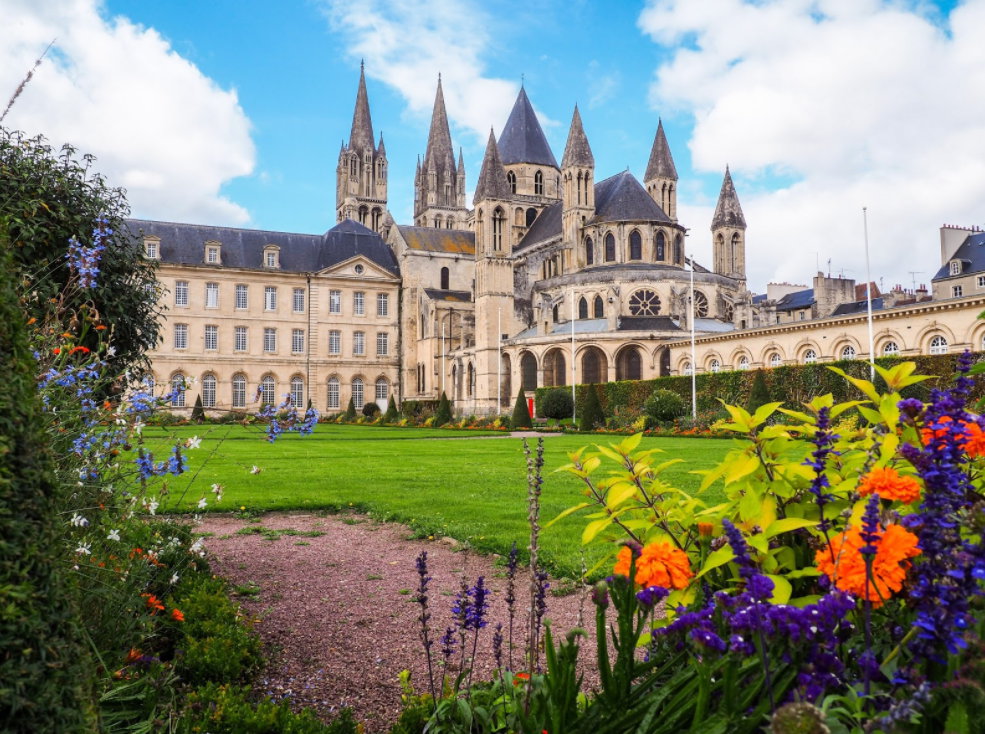 HISTORIC NORMANDY – FROM THE BAYEUX TAPESTRY, CHÂTEAUX, MEDIEVAL TOWNS ...